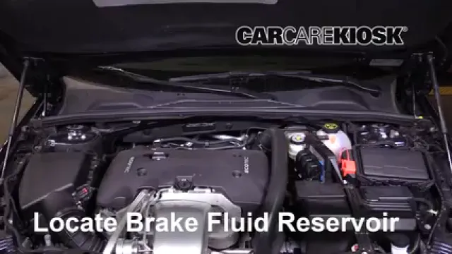 2018 Buick Regal Sportback Preferred II 2.0L 4 Cyl. Turbo Líquido de frenos Agregar fluido